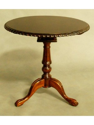 classic model of Small Round Table SRT 022